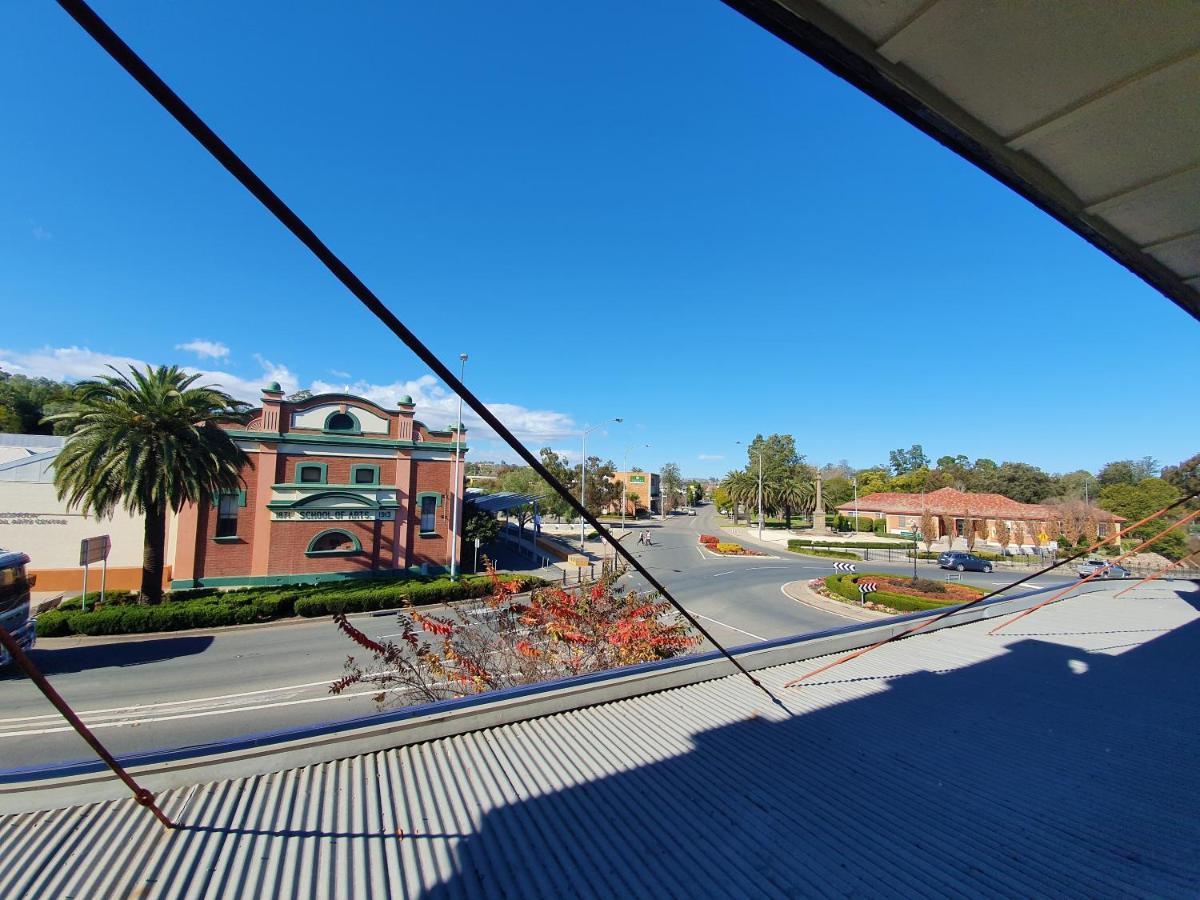 The Royal Hotel Muswellbrook Exterior photo